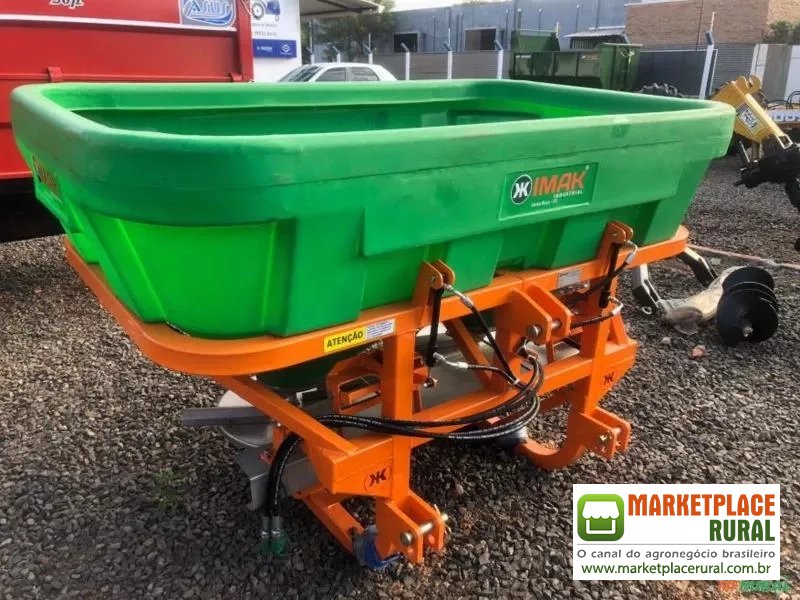 Distribuidor de Fertilizante Duplo DF 1300