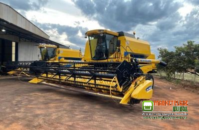 Colheitadeira New Holland TC 5070