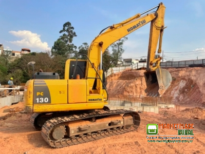 Escavadeira Komatsu Pc130 2018