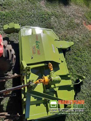 Roçadeira dupla marca Kamaq modelo Ninja 260ECO lateral e super lateral ecológica