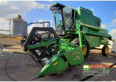 Colheitadeira John Deere 1175