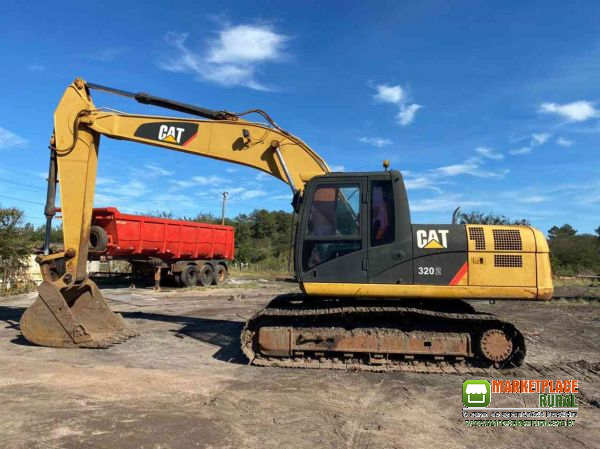 Retroescavadeira Cat 320s