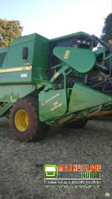 Colheitadeira John Deere 1175