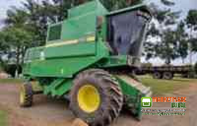 Colheitadeira Jonh Deere 1185