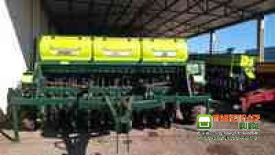 Semeadeira kF 19 Linhas