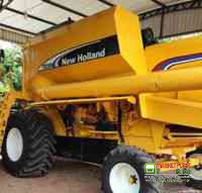 Colheitadeira New Holland TC 59