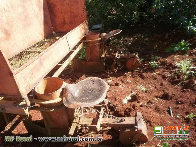 Plantadeira de grama sans