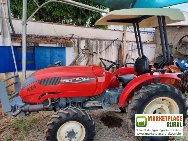 Trator Agrale 4230 4x4 ano 11