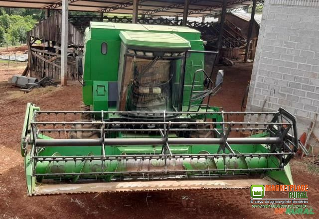 Colheitadeira John Deere 1175 Ano 2004