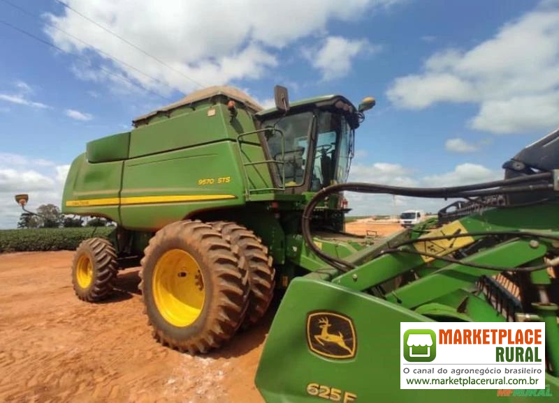 Colheitadeira STS 9570 2014