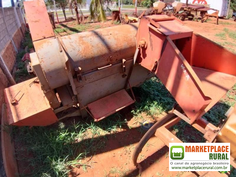 Batedeira de Cereais Nogueira BC40