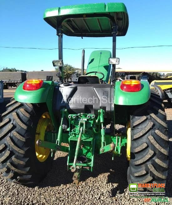 Trator John Deere 5078 4x4 ano 14