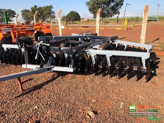 Grade Niveladora Controle Remoto 44x22 NVCR Baldan Nova, Espaçamento de 200 mm, Discos de 22