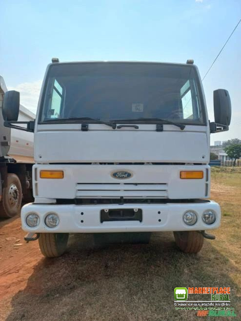 Caminhão Ford C 2628e 6x4 ano 11