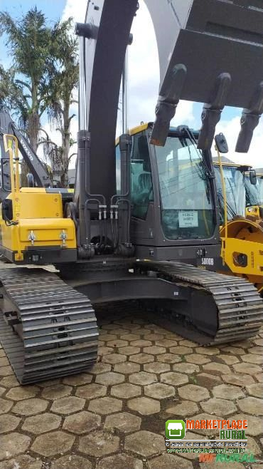 Escavadeira Hidráulica Volvo EC220D, ano 2021, zero, sem uso