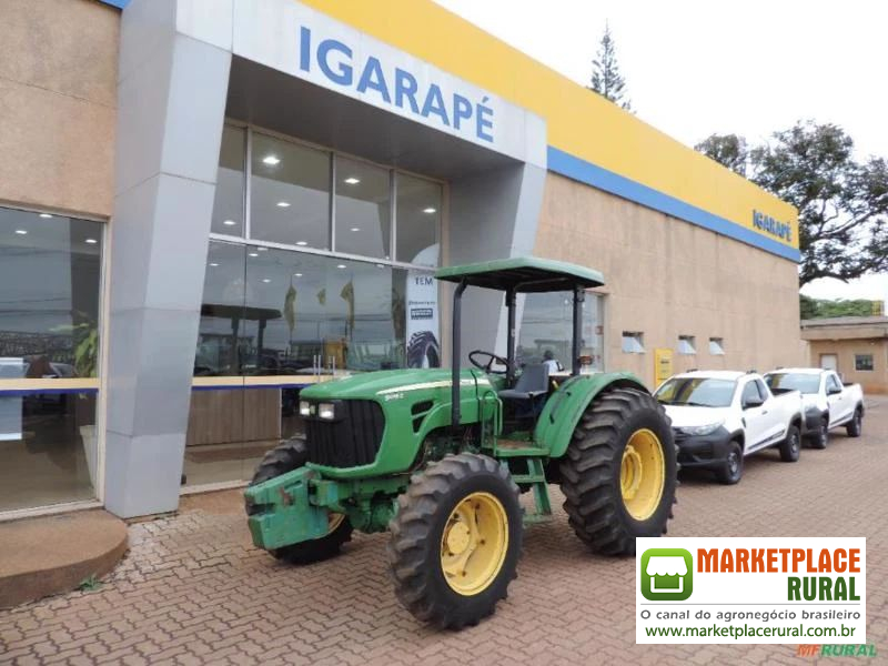 Trator John Deere 5078 4x4 ano 13