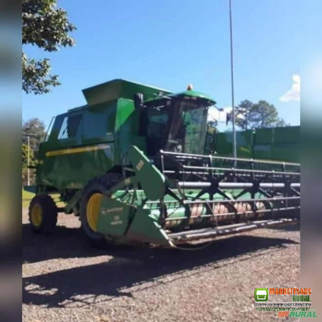 Colheitadeira Jonh Deere 1550, 4x2, Ano 2005.