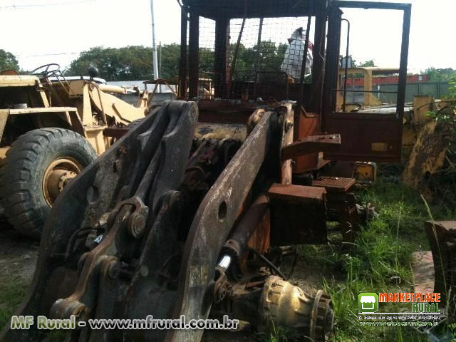 Volvo - Pá Carregadeira Volvo L70E - Peças