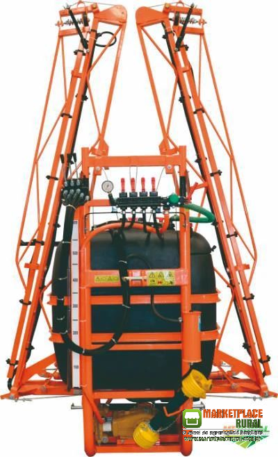 Pulverizador Jacto 600 lts