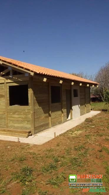Parede de Pinus Tratado com encaixe Macho/Fêmea