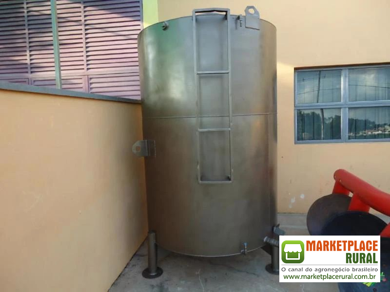 TANQUE DE DIESEL OU AGUA DE 2500 LITROS USADO EM PERFEITO ESTADO