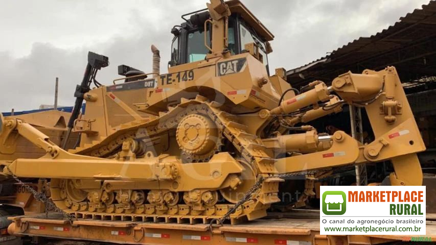 Trator de Esteira Caterpillar D8T (2012) 5600 hs