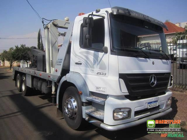 Caminhão Mercedes Benz (MB) 2533 ano 05