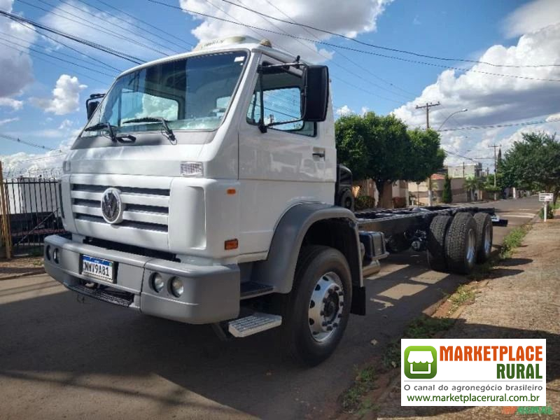 Caminhão Volkswagen (VW) 26-260 E ano 10