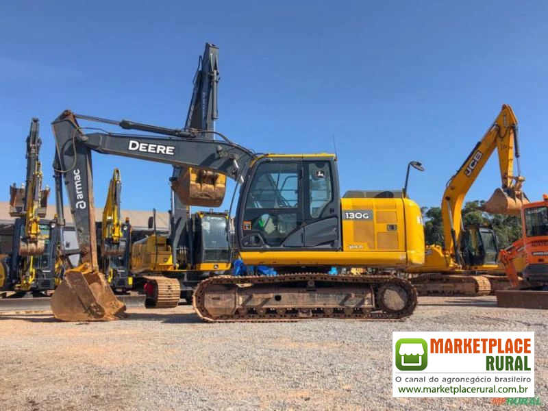 ESCAVADEIRA John Deere 130G