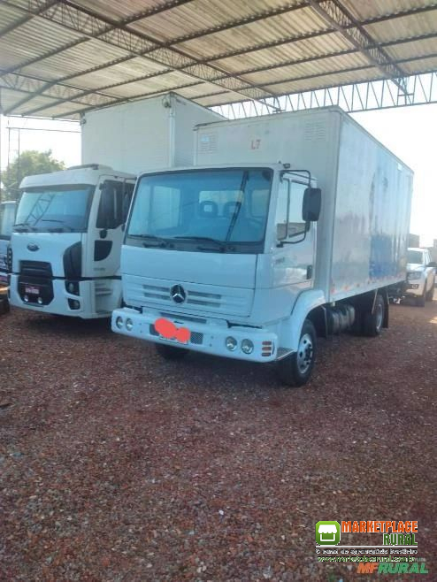 Caminhão Mercedes Benz (MB) 712 E ano 99