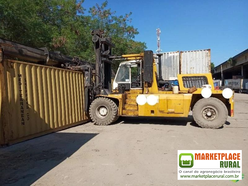 Empilhadeira Marca Madal 32 toneladas