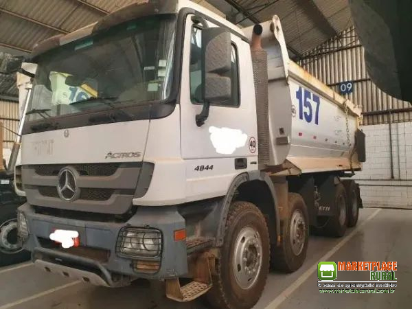 2016 Mercedes Benz Actros 4844