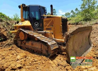 2011 Trator de esteiras Caterpillar d6n xl