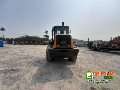 Case 721E
