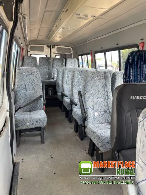 Iveco Daily Minibus Greencar 55C17 2013