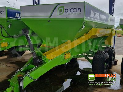 Distribuidor de Adubo/Calcário Acionamento Cardan Modelo MASTER 10000 D marca PICCIN