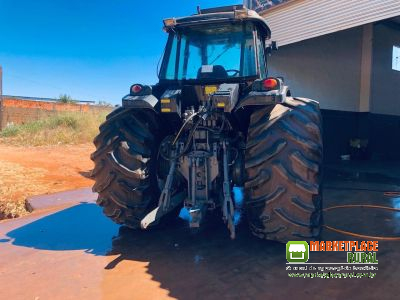 Trator Valtra BH 180 - 2011